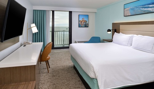 Room, 1 King Bed (Full Bay View)