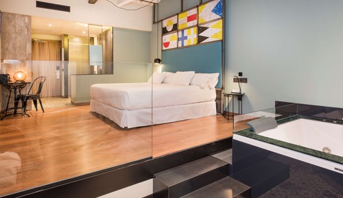 Premium Room
