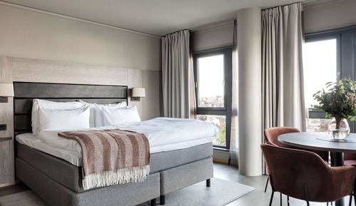 Standard Suite, 1 Queen Bed, Non Smoking
