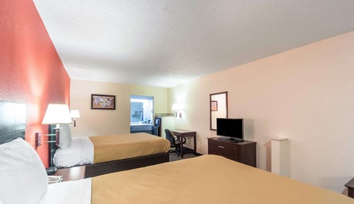Standard Room, 2 Double Beds