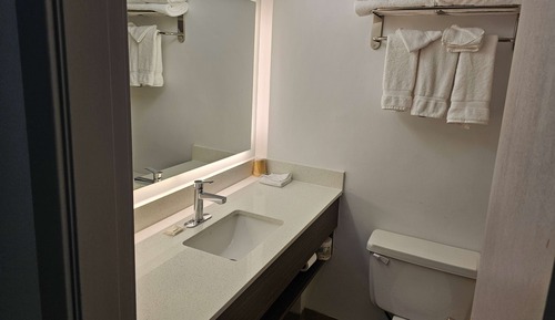 Room, 1 Queen Bed, Smoking (External Access Building)