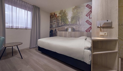 City Single Room