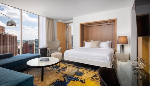 Club Suite, 1 King Bed (Skyline Club Level, Murphy)