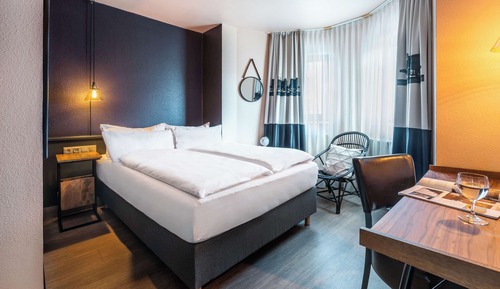 Standard Room, 1 Double Bed