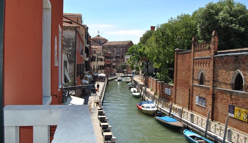 Superior Room, Canal View