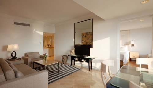 Two Bedroom Sea View Deluxe Suite
