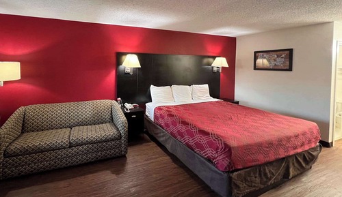 Standard Room, 1 King Bed, Smoking
