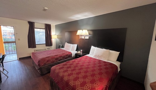 Standard Room, 2 Double Beds, Smoking