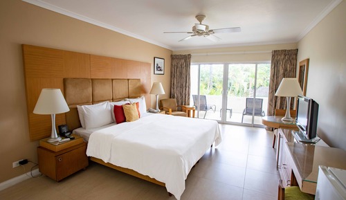 Superior Room, Pool View