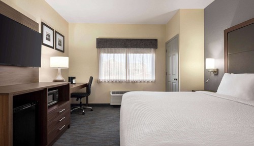 Room, 1 King Bed, Non Smoking