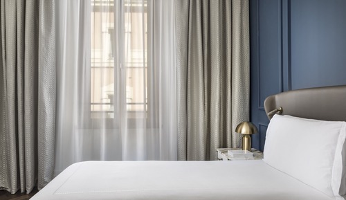 Classic Room, 1 King Bed