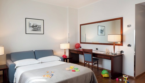 Family Room (2 adulti + 2 bambini)