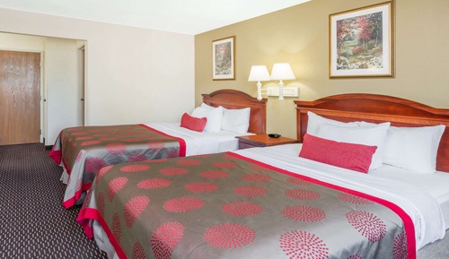 Room, 2 Queen Beds, Non Smoking