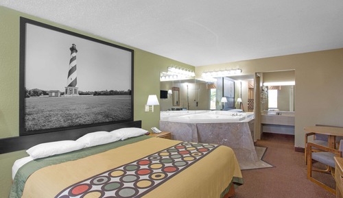 Room, 1 King Bed, Hot Tub