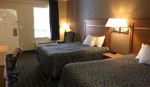 Room, 2 Queen Beds, Smoking