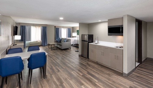 Studio Suite, 2 Queen Beds, Non Smoking (Efficiency)