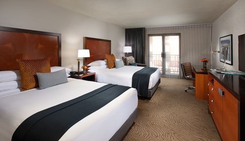 Room, 2 Queen Beds, Balcony