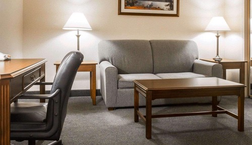 Suite, 1 King Bed, Hot Tub