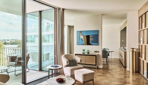 Panoramic Suite