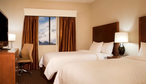 Suite, Multiple Beds, 2 Bathrooms