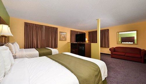 Standard Room, 2 Queen Beds, Non Smoking