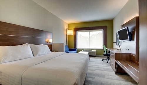 Standard Room, 1 King Bed (Extra Floor Space)