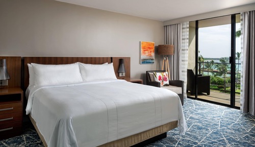 Room, 1 King Bed, Balcony (Mobility/Hearing Accessible, Tub)