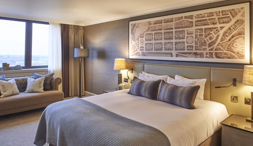 Premium Room, 1 King Bed, City View