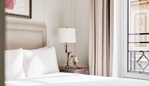 Room, 1 Queen Bed (View)