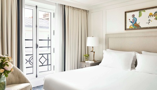 Deluxe Room, 1 King Bed