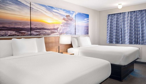 Standard Room, 2 Queen Beds, Accessible, Smoking