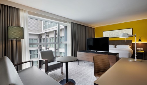 Junior Suite, 1 King Bed