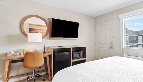 Standard Room, 1 Double Bed, Accessible, Non Smoking