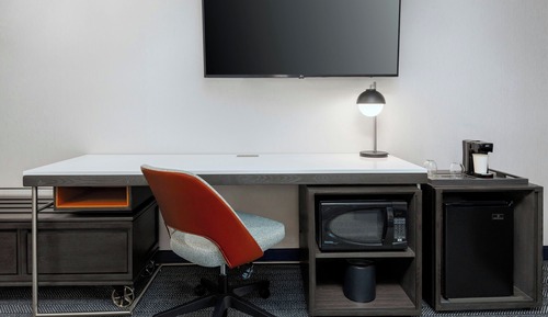 Room, 1 King Bed (Hearing Accessible)