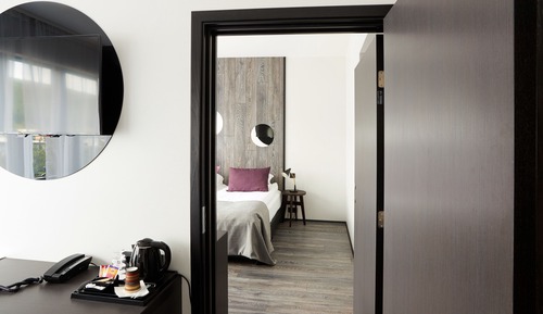 Family Room, Connecting Rooms (Deluxe)