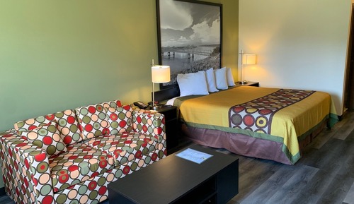 Suite, 1 King Bed, Non Smoking