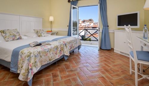 Classic Room, City View