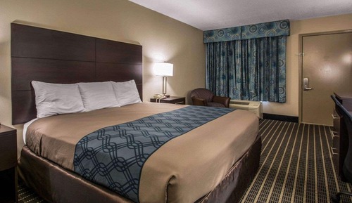 Standard Room, 1 King Bed, Non Smoking