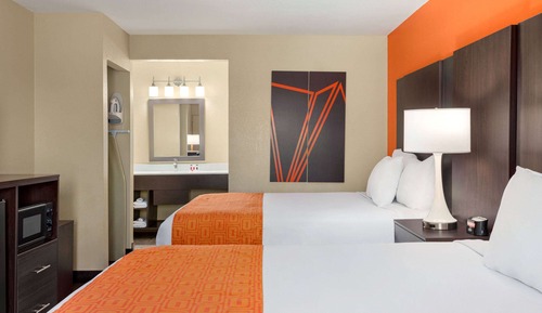 Room, 2 Queen Beds, Non Smoking