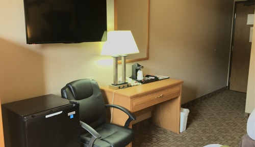 Standard Room, 1 Queen Bed