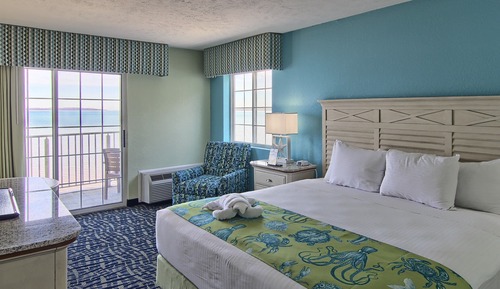 Family Suite, Multiple Beds, Beach View (Upper Floor)