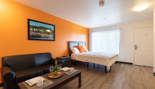 Studio, 1 Queen Bed, Accessible