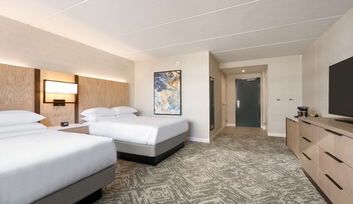 Room, 2 Queen Beds, Accessible, Bathtub (Mobility)