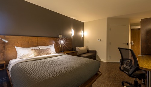 Classic Room, 1 Queen Bed, Accessible