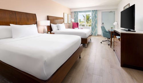 Room, 2 Queen Beds, Non Smoking, Pool View