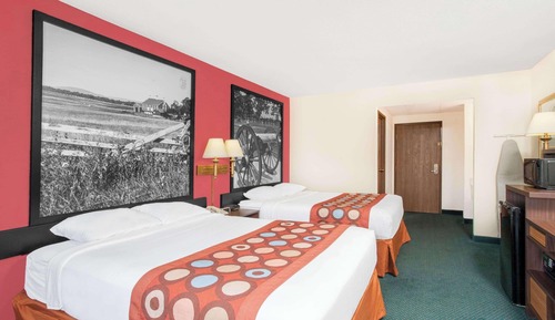 Room, 2 Queen Beds, Non Smoking