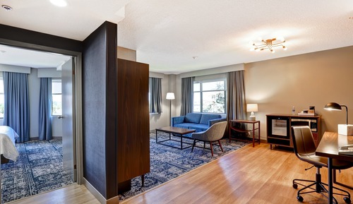 Suite, 1 King Bed with Sofa bed, Non Smoking