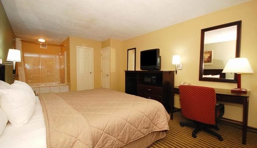 Standard Room, 1 Queen Bed, Non Smoking