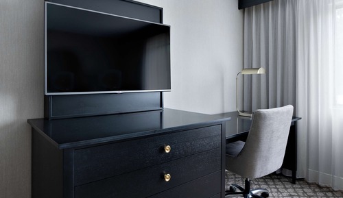 Suite, 2 Queen Beds (Living Room, Wet Bar)