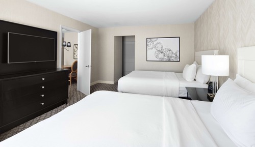 Suite, 2 Queen Beds, Courtyard View (Living Room, Wet Bar)